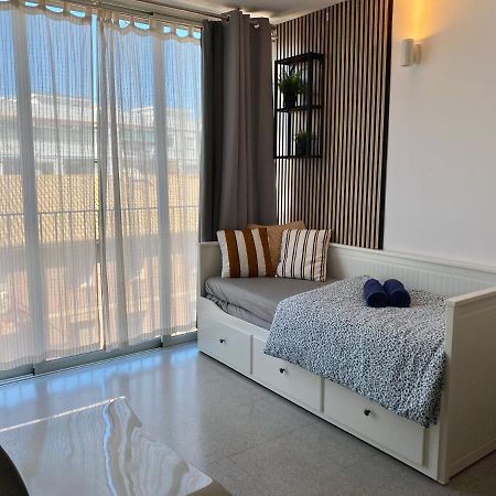 Acogedor Apartamento Valenza Esterno foto
